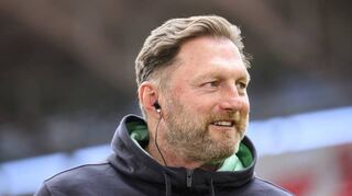 Erst seit vergangenem März ist Ralph Hasenhüttl Cheftrainer des VfL Wolfsburg. Der Österreicher soll nun länger bleiben als seine Vorgänger.