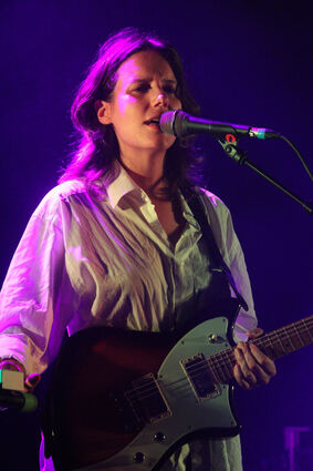 Anna Erhard bei ihrem Konzert in der Alten Feuerwache.