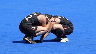 Auch für Charlotte Stapenhorst (l.) und Viktoria Huse ist der Traum von einer olympischen Medaille geplatzt.