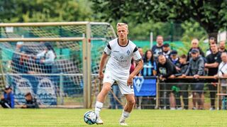 Spieler wie Innenverteidiger Janne