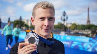 Sorgte für eine positive Überraschung: Der erst 22 Jahre alte Oliver Klemet gewann im Freiwasserschwimmen die Silbermedaille.