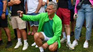 Mannheims Teamchef Gerald Marzenell war selbst angetan von der guten Stimmung bei den Heimspielen und schießt schnell noch ein Erinnerungsfoto.