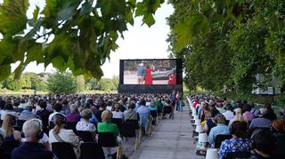 Es gibt wieder Open Air-Kino auf der Parkinsel.