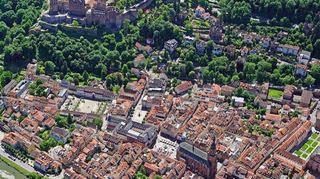 In der Heidelberger Altstadt ist es offenbar zu einem antisemitischen Angriff gekommen.