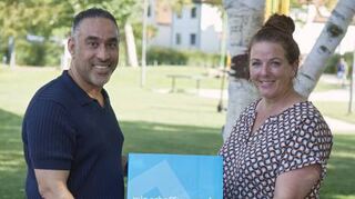 Abdalla Gdoura und Stefanie Reis freuen sich über helfende Hände.