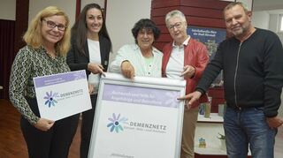 Sie wollen ein Demenznetz für Bürstadt, Biblis und Groß-Rohrheim auf den Weg bringen: Beate Weidner-Werle (v.l.), Christina Arnold, Birgit Mascetta, Elke Unkelbach-Kniest und Hans-Dieter Niepötter.