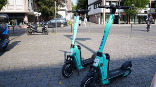 In Worms gab es E-Roller kurzfristig zu leihen. Mittlerweile sind die Fahrzeuge wieder verschwunden. Auch in Mannheim, Ludwigshafen und Heidelberg gibt es Konflikte durch Wildparker.