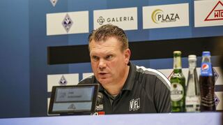 Osnabrücks Ex-Coach Uwe Koschinat am Samstag auf der Pressekonferenz im Carl-Benz-Stadion.