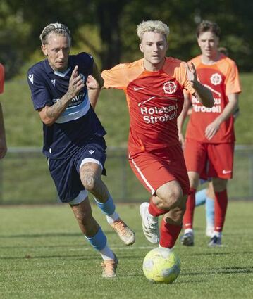 Marcel Gessel (l.) brachte Heddesheim gegen Mühlhausen in Führung.