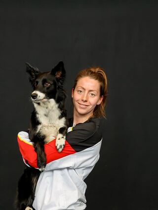 Ein eingespieltes Team: Elena Essig und Hündin Sye.