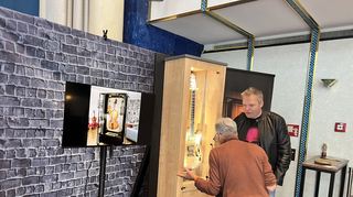 Es gibt auch einen Humidor für edle Gitarren.