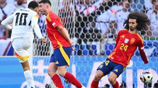 Auch offensichtliche Fehler lassen sich drei Monate später eingestehen. Nach der Cucurella-Handspiel-Einsicht könnte die UEFA plötzlich Vorbild für so manches Mannheimer Geständnis sein. Schau’n mer mal!