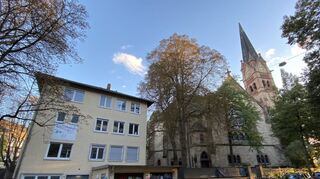 Bis das Aufwindhaus neben der Lutherkirche für Kinder und Jugendliche zur Verfügung steht, wird es noch dauern. Das stieß im Bezirksbeirat auf Kritik.