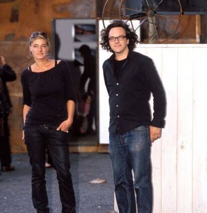 Die Künstler Myriam Holme und Philipp Morlock.
