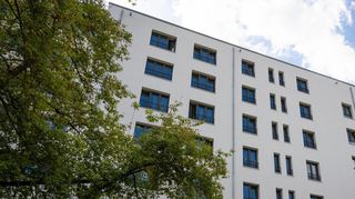Einige Städte leiden unter einem enormen Wohnungsmangel.