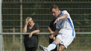 Hofheims Nico Schwindt hat momentan einen Lauf: Der offensive Mittelfeldspieler traf am vergangenen Sonntag zum zwischenzeitlichen 2:0 über Rodau.