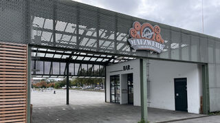 Auch im kleineren Teil des Platzhauses werden nun Gäste bedient.