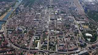 Die Mannheimer Innenstadt aus der Vogelperspektive: Im gesamten Stadtgebiet dürften sich die Grundsteuer-Beträge für einzelne Grundstücke verändern – nach oben wie nach unten.