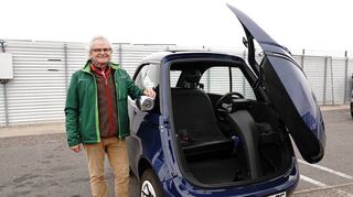 Wolfgang Streicher ist ein Pionier der Elektromobilität und mit seinem Microlino, eine Art E-Isetta, zum Hockenheimring angereist.
