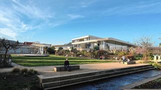 So soll die 44 Millionen Euro teure Therme in Dürkheim aussehen.