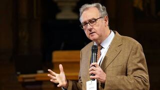 Professor Manfred Berg von der Universität Heidelberg wertet die Präsidentschaftwahl am Dienstag als richtungsweisend für die Demokratie der USA.