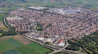 In Bürstadt dürften etliche Immobilienbesitzer künftig mehr bezahlen: Bürgermeisterin Bärbel Schader hat sich bereits klar positioniert.