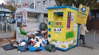 Auch bei der privaten Sammelstelle des Edeka-Marktes Kuzu in Leutershausen wird allerlei Abfall abgelagert.