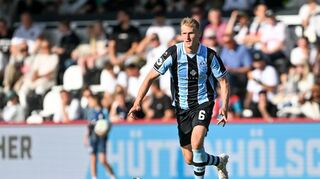 SVW-Abwehrmann Niklas Hoffmann bei einem seiner bisher wenigen Einsätze im Dress der Mannheimer.