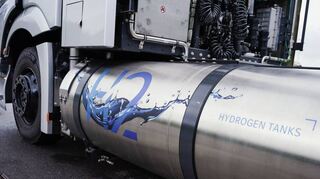 Tank eines Prototyps des Wasserstoff-Lkw GenH2 von Daimler Truck im pfälzischen Werk in Wörth.