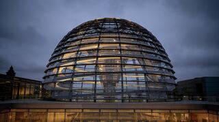 Das Reichtagsgebäude in Berlin könnte schon bald ein neues Parlament beherbergen.
