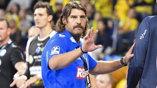„Der Weg zum Final Four ist kurz, aber er kann auch schnell zu Ende sein“, sagt Löwen-Trainer Sebastian Hinze.