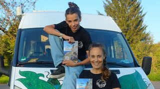 Carolin Keller mit Sohn Elijan: Sie war vier Jahre lang mit einem Camper unterwegs und hat darüber das Buch „Die Welt ist mein Wohnzimmer“ veröffentlicht.