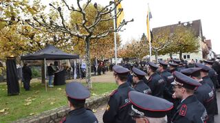 Schriesheim Volkstrauertag  17.11.2024   Bild: Marcus Schwetasch
Mika Kühnle spricht
