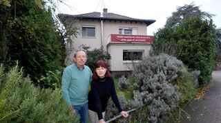 Das Ehepaar Herbert und Claudia Hörner aus Edingen fühlt sich durch die neue Grundsteuer stark benachteiligt.