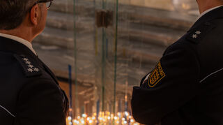 Gedenkfeier zur Würdigung der im Dienst Getöteten.