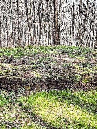 Es gehört schon Vorstellungskraft dazu: der Sockel der ehemaligen Eremitage.