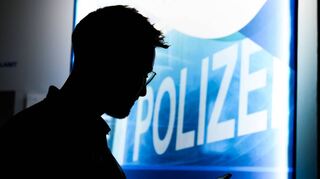Weltweit steigen die Fälle von Cybercrime. Der beste Schutz für Kinder: Prävention.