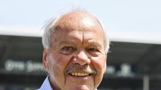 Klaus Schlappner als Besucher beim Spiel des SV Waldhof Mannheim gegen den MSV Duisburg in der vergangenen Drittligasaison.