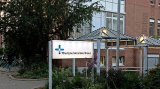 Das Theresien-Krankenhaus in Mannheim. Hier werden ab Januar Unfallchirurgie und Orthopädie des Klinikverbunds ihre Heimat haben.