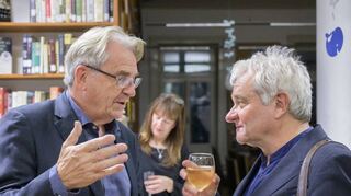2019 im Gespräch mit dem britischen Zellbiologen und Nobelpreisträger Sir Paul Nurse (r.).