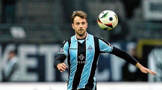 Lukas Klünter musste wie auch Terrence Boyd zuletzt wegen Erkältungssymptomen im Training passen. Die beiden treten die Reise nach Dresden aber an.