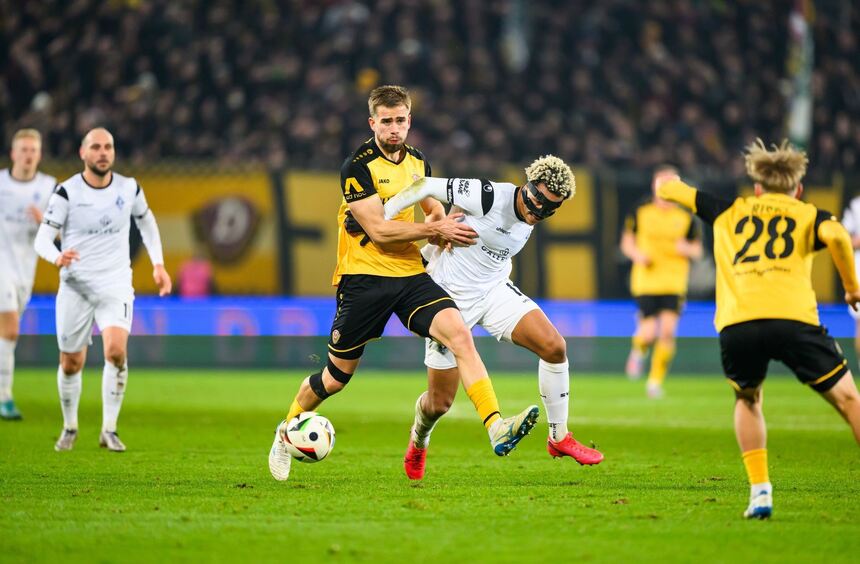 SV Waldhof spielt gut, verliert aber mit 1:2 in Dresden