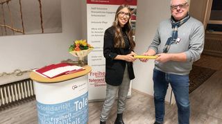 Adrian Steier-Bertz übergibt bei Prisma den Staffelstab an Nikita Girard.