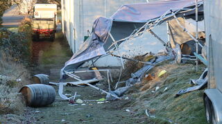 Bei der Explosion in Schriesheim gab es keine Verletzte. Ein Container, der als Ausschank genutzt wird, wurde jedoch komplett zerstört.