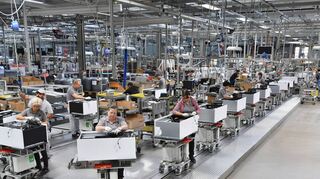 Die Fertigungshalle für Wärmepumpen beim hessischen Hersteller Viessmann.