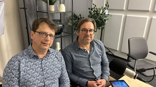 Im Studio: Philip Gerber (l.) und Timo Schmidhuber.