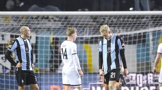 Wieder Frust nach dem Abpfiff: Henning Matriciani (links) und Julian Rieckmann müssen das 0:0 verdauen.