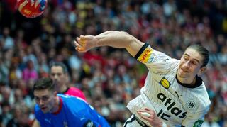 Juri Knorr könnte rechtzeitig zum WM-Viertelfinale fit werden.
