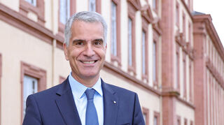Leitet seit Herbst 2024 die Universität als Rektor: der Jurist Thomas Fetzer.