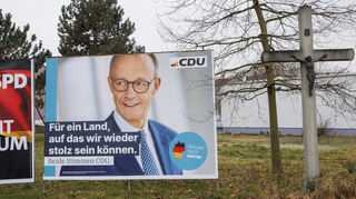 Wahlplakat in Viernheim. CDU-Chef Merz und CSU-Chef Söder versprechen, nicht mit der AfD zusammenzuarbeiten.